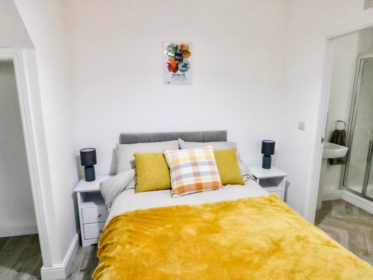 Port Apartment 1 هوليهيد المظهر الخارجي الصورة